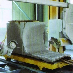 Máy cưa dây CNC
